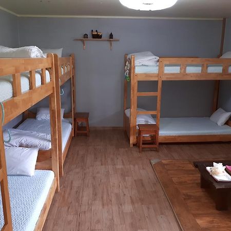 Joseph Tree Guest House Jeju Exterior foto